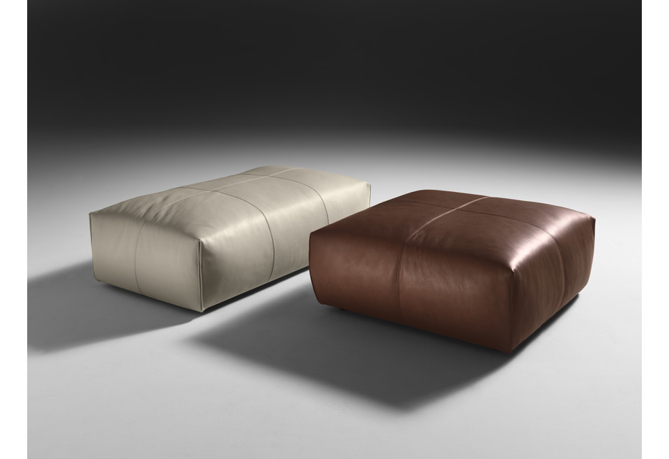 terza foto CUBO Pouf in pelle