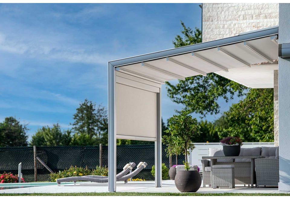 seconda foto GENNIUS VEGA Pergola in alluminio con illuminazione