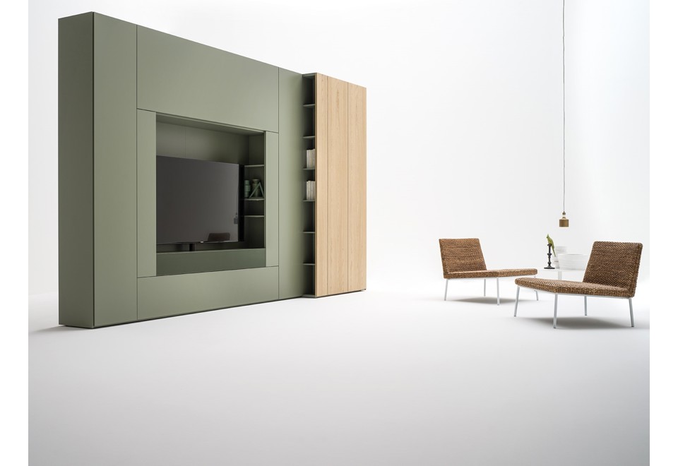 prima foto ROOMY Armadio con modulo tv e cambio profondità