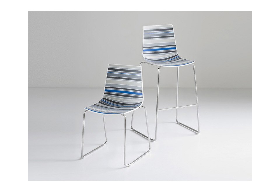 terza foto COLORFIVE ST 76 Sgabello alto in tecnopolimero a slitta