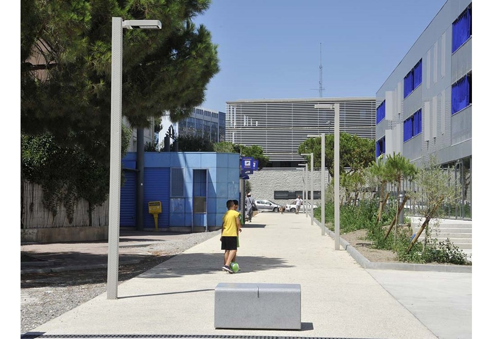 seconda foto PIXEL Lampione stradale in metallo