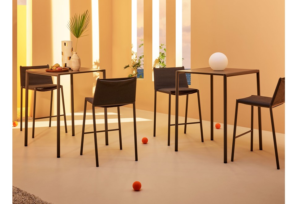 seconda foto ELEVEN Sgabello alto da giardino in tessuto