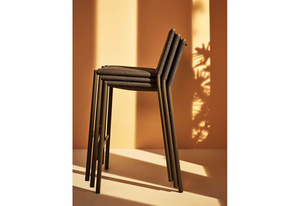 terza foto ELEVEN Sgabello alto da giardino in tessuto