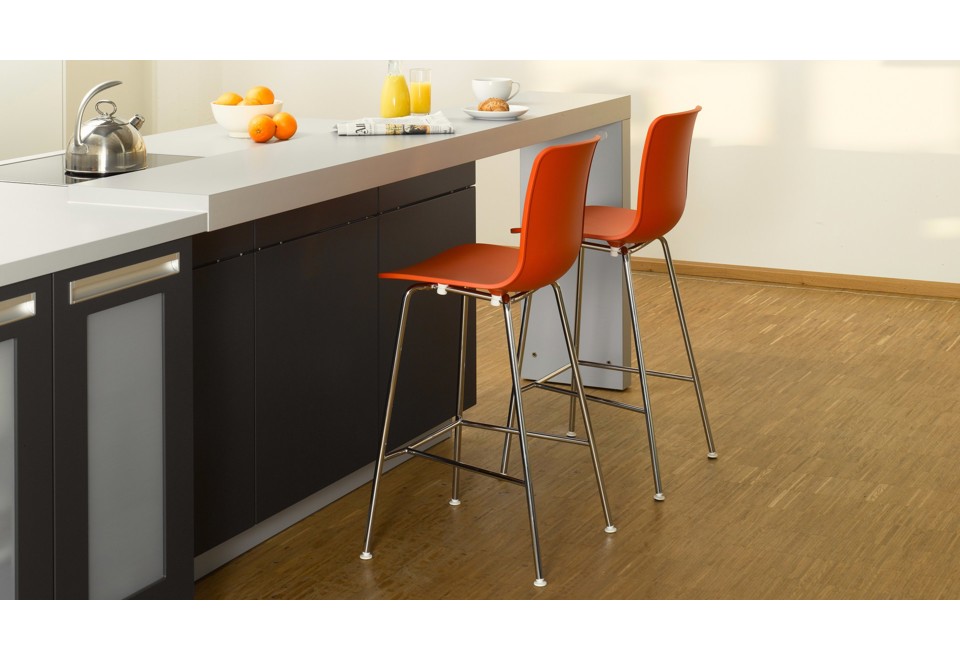 terza foto HAL STOOL MEDIUM Sgabello da bar in polipropilene