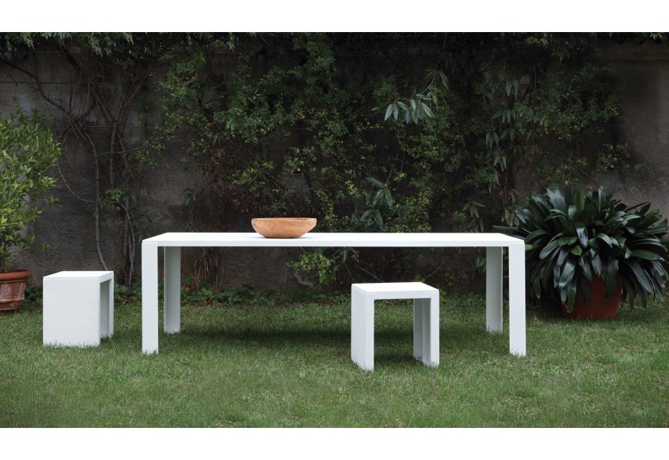 terza foto BIG IRONY OUTDOOR Tavolo da giardino rettangolare in metallo verniciato