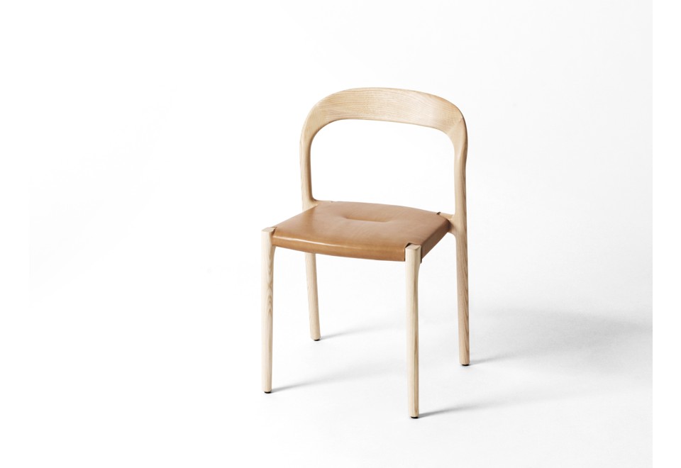 prima foto TICINO Sedia in frassino con schienale aperto