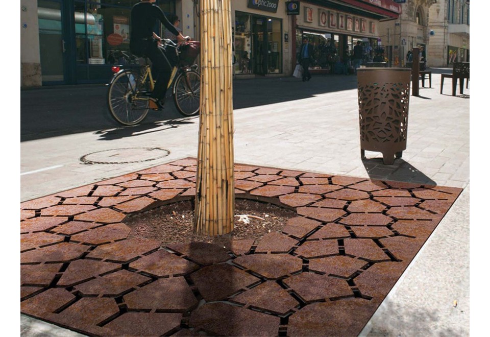 prima foto LAND Griglia per alberi in acciaio Corten™