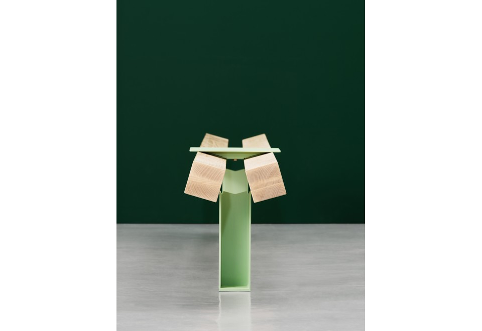 seconda foto YPSILON Panchina in acciaio e legno senza schienale