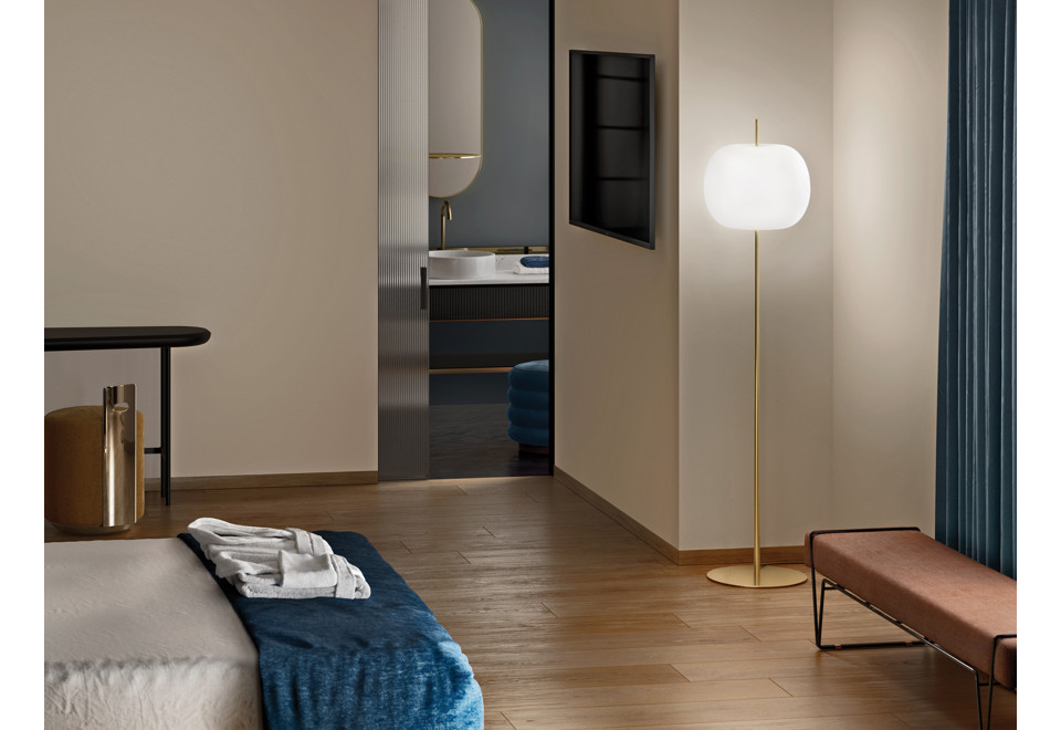 seconda foto KUSHI XL Lampada da terra in vetro opale