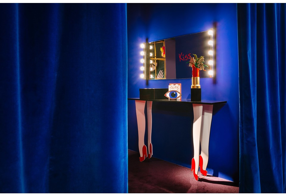 seconda foto HIGH HEELS Consolle in alluminio
