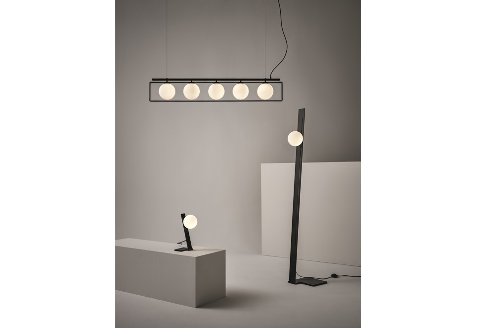 terza foto SUSPENSE Lampada da terra in metallo verniciato