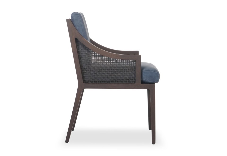 terza foto TOULOUSE Sedia imbottita in legno con braccioli