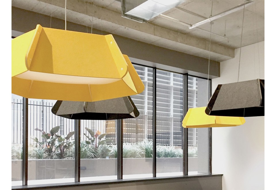 terza foto HEKTA Lampada a sospensione acustica in poliestere riciclato