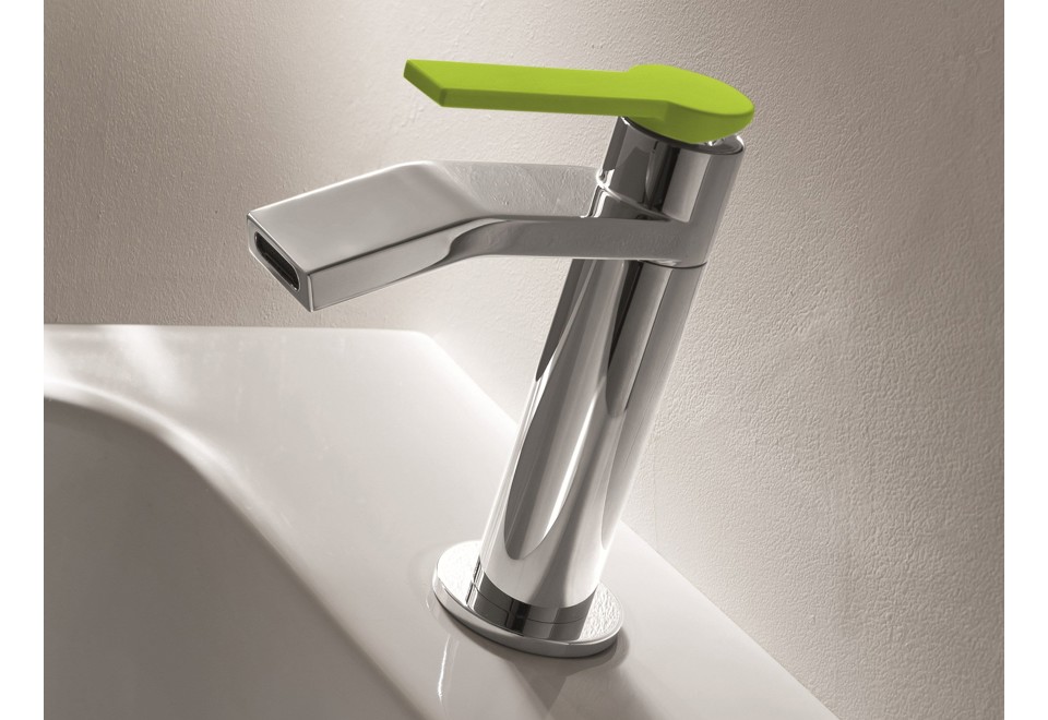 prima foto MACÒ Miscelatore per bidet da piano in ottone cromato