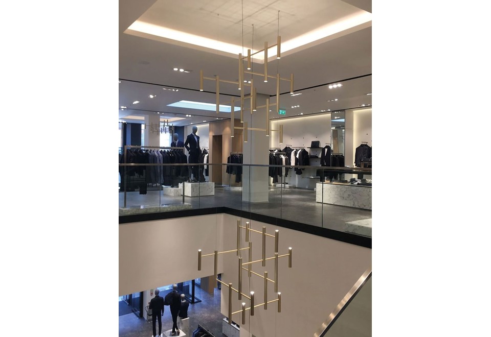 seconda foto EVOLUTION S / M / VERTICAL Lampada a sospensione a LED in alluminio