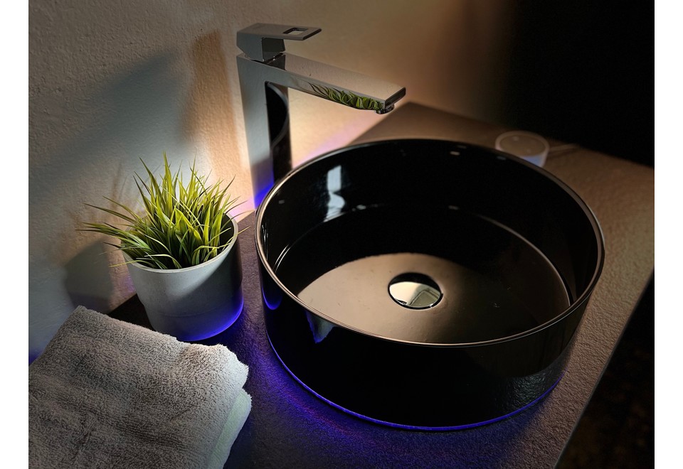 prima foto ROUND BLACK Lavabo rotondo in quarzo composito con illuminazione a LED