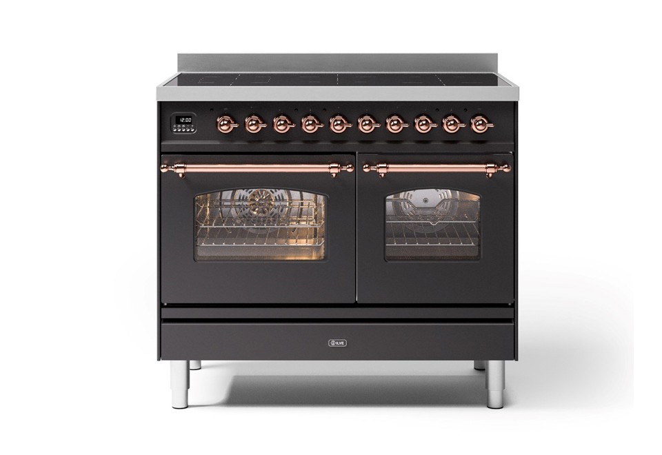 prima foto Cucina a libera installazione in acciaio con piano cottura a induzione