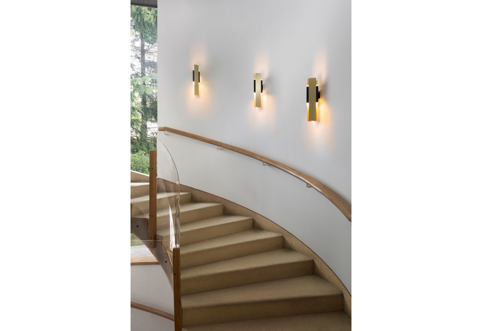 terza foto EXCALIBUR Lampada da parete in ottone