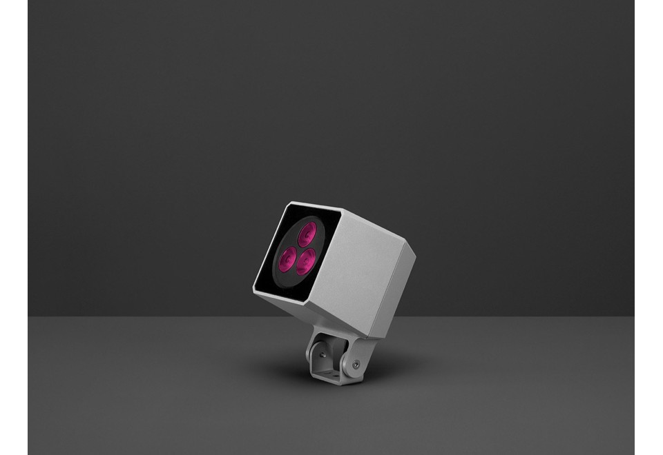 seconda foto QUBO Proiettore per esterno a pavimento in alluminio pressofuso con sistema RGB