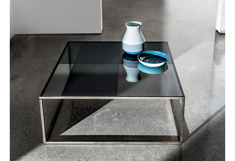 seconda foto QUADRO Tavolino basso quadrato in vetro