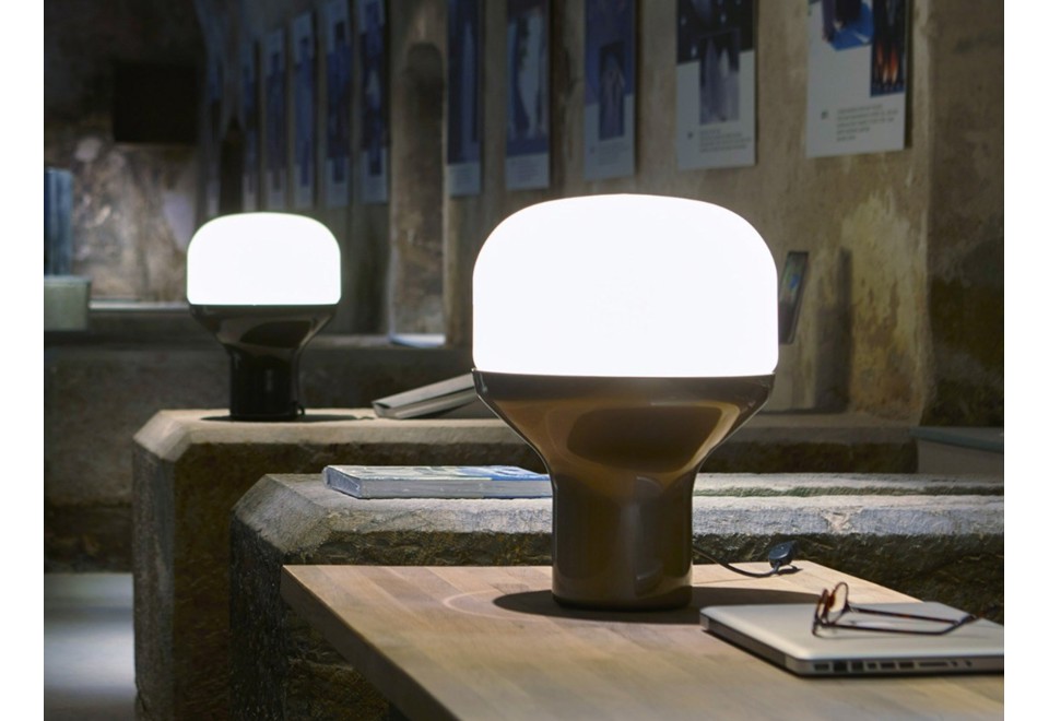 seconda foto DELUX Lampada da tavolo a LED in alluminio e vetro