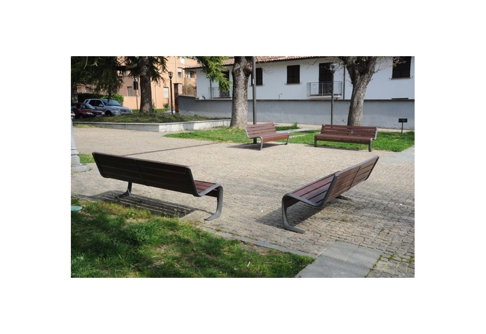 terza foto CARYA Panchina in legno con schienale