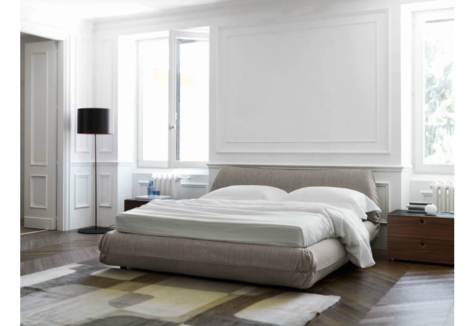 terza foto ANISH Comodino con cassetti in legno impiallacciato o laccato