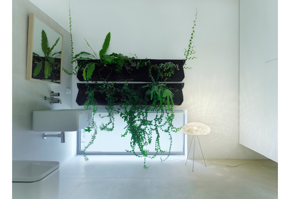 seconda foto TATI Lampada da tavolo a LED in acciaio inox