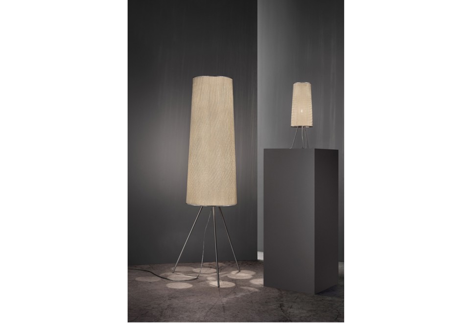 terza foto URA Lampada da tavolo a LED in acciaio inox