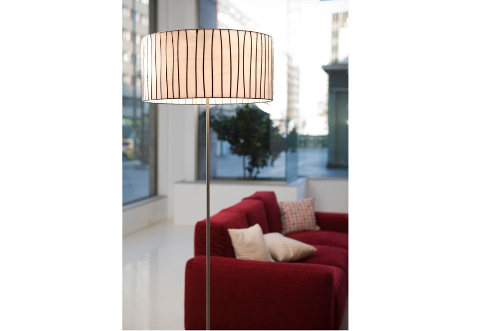 seconda foto CURVAS Lampada da terra a LED in vetro