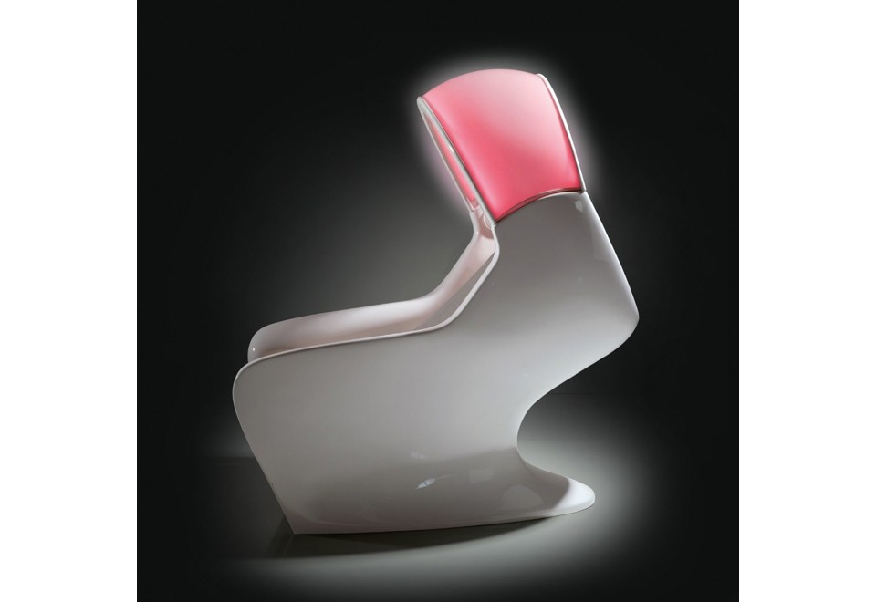 seconda foto TEKNO RELAX Lettino elettrico in ecopelle con cromoterapia
