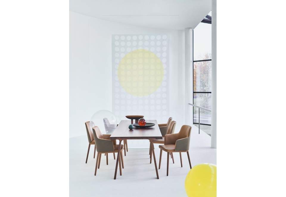 terza foto BACK ME UP Sedia in tessuto con braccioli