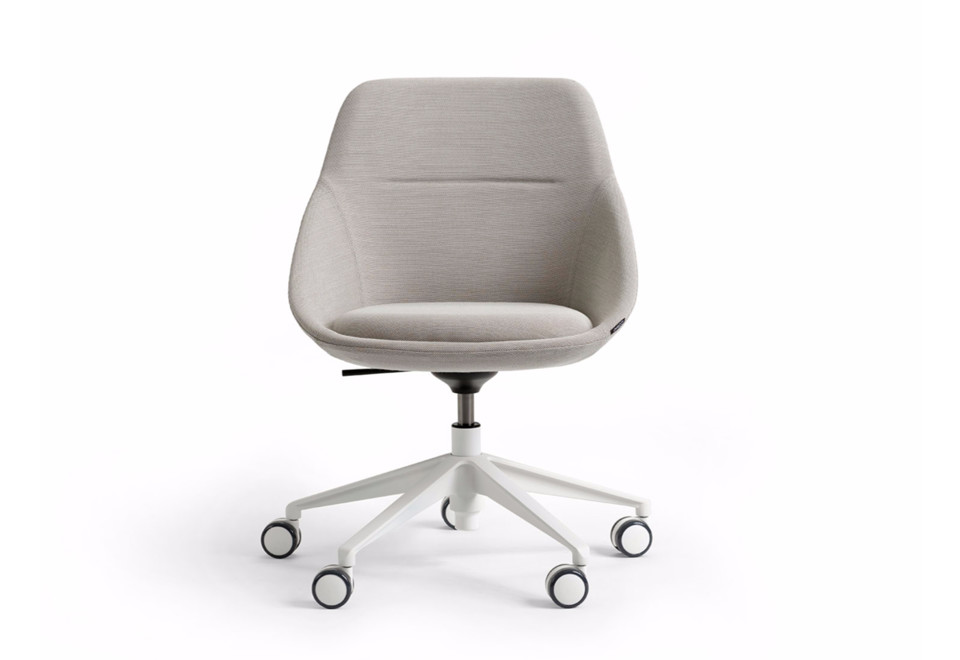prima foto EZY LOW Sedia ufficio in tessuto a 5 razze con ruote