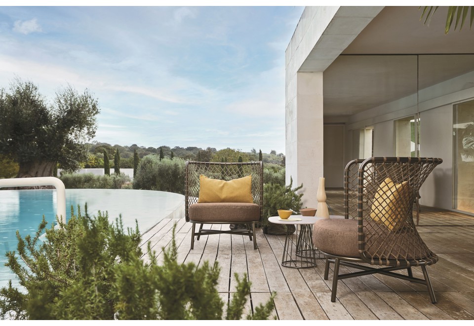 seconda foto CHARME Tavolino alto in graniglia