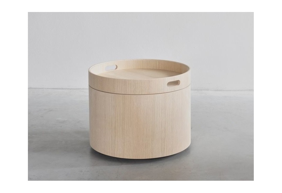 prima foto STOLL Pouf / tavolino in legno massello