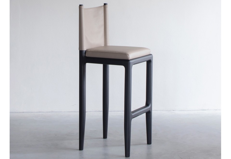 prima foto ABI Sgabello da bar in pelle con poggiapiedi