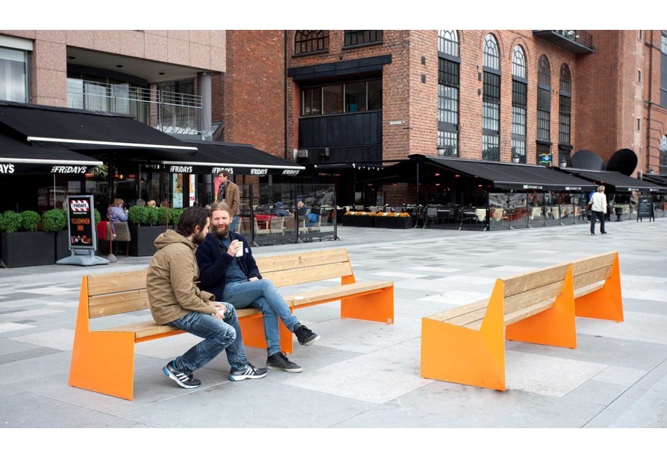 terza foto BLOC SEAT Panchina in acciaio e legno con schienale