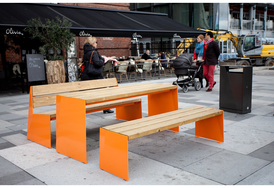 terza foto BLOC BENCH Panchina modulare in acciaio e legno senza schienale