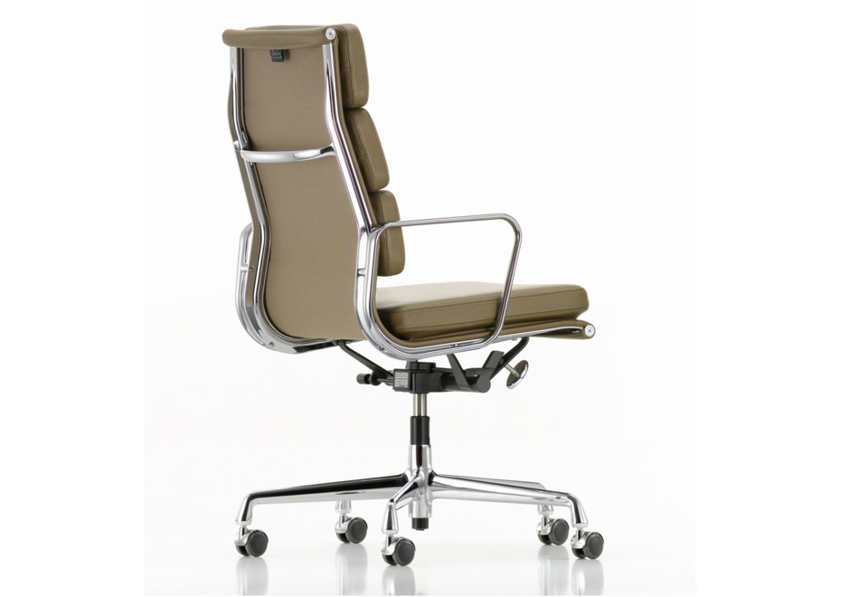 seconda foto SOFT PAD CHAIR EA 219 Sedia ufficio imbottita in pelle a 5 razze