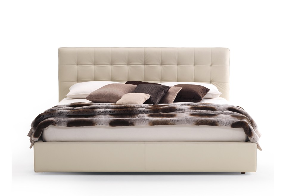 prima foto CLEO Letto imbottito in pelle con testiera capitonné