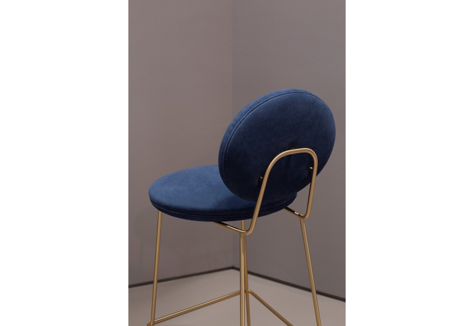 terza foto GEMMA Sgabello alto imbottito in pelle in stile moderno con poggiapiedi