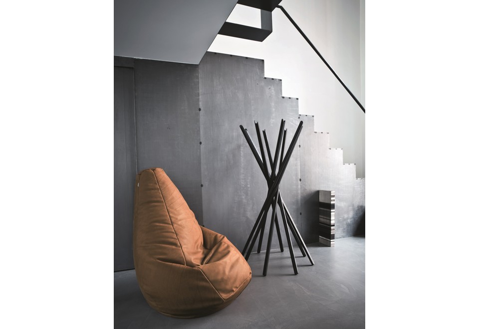 seconda foto ZANOTTA SCIANGAI BLACK Appendiabiti da terra in rovere