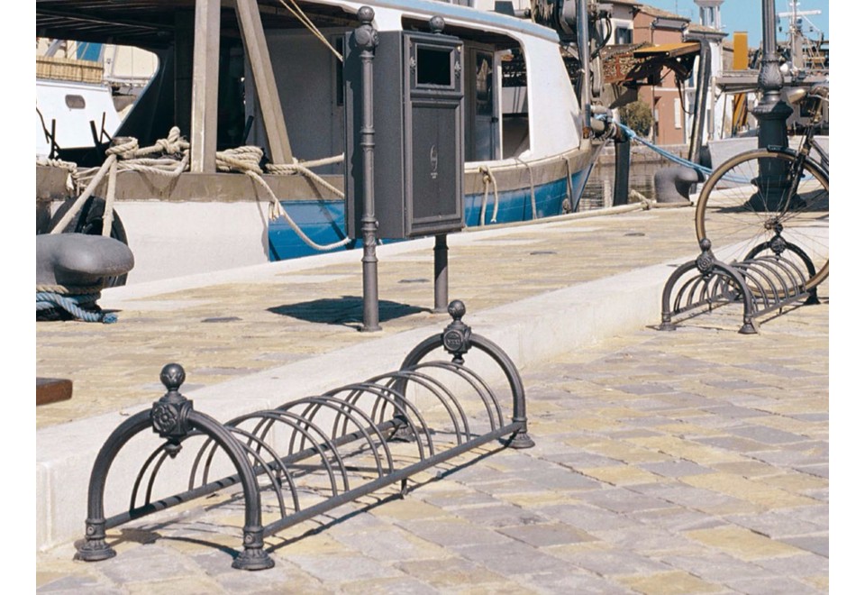 prima foto LAYIA Portabici in ghisa