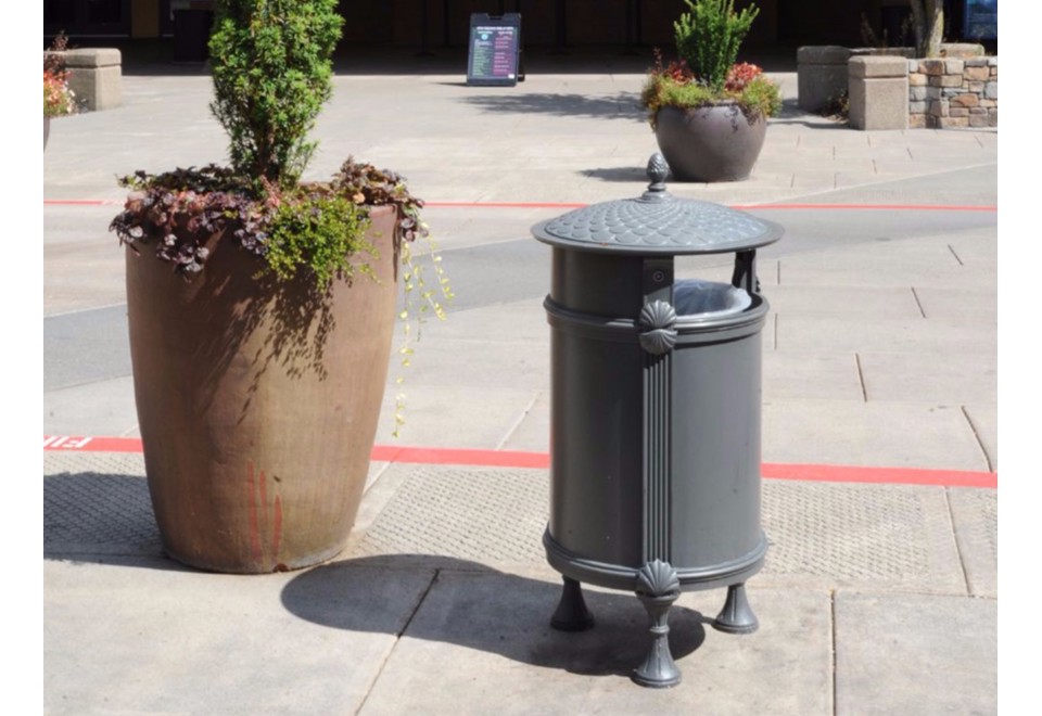 prima foto LAYIA Portarifiuti con coperchio per esterni