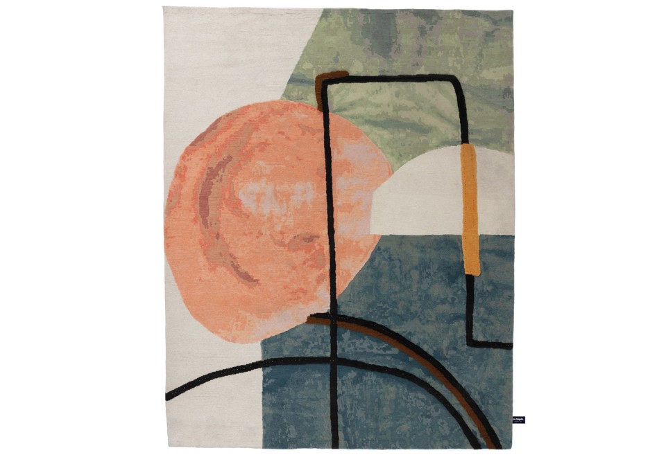 prima foto INTERIOR WITH TABLE Tappeto fatto a mano su misura