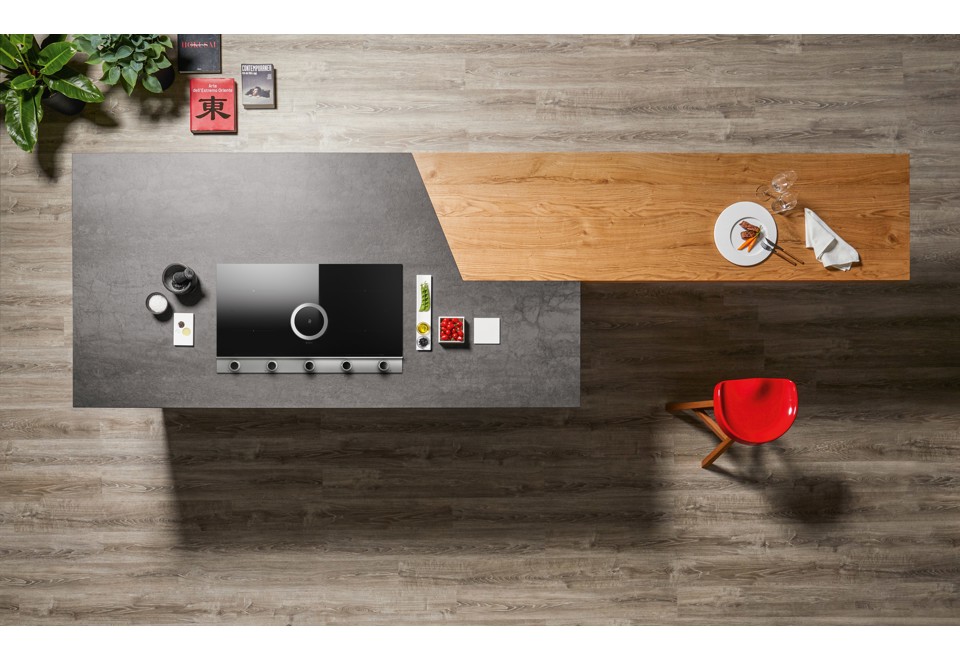 seconda foto NIKOLATESLA UNPLUGGED Piano cottura in vetro con cappa integrata classe A+