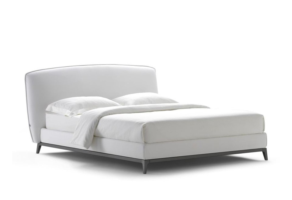 prima foto OLIVIER Letto in tessuto con testiera imbottita