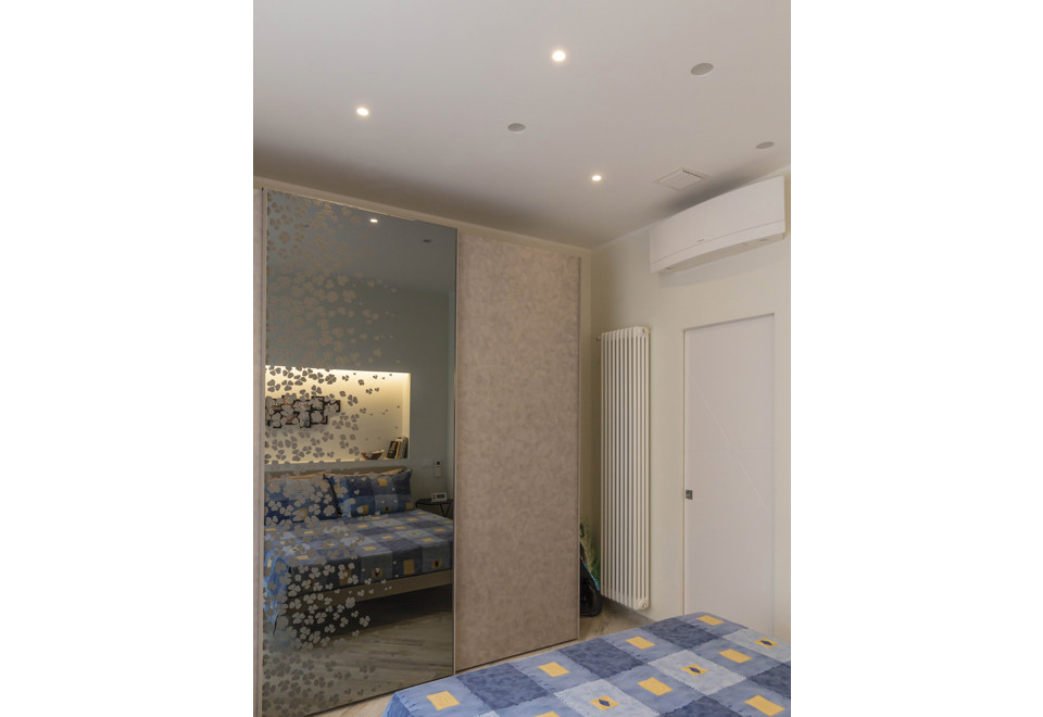 seconda foto Lampada da soffitto a incasso a LED in Cristaly®