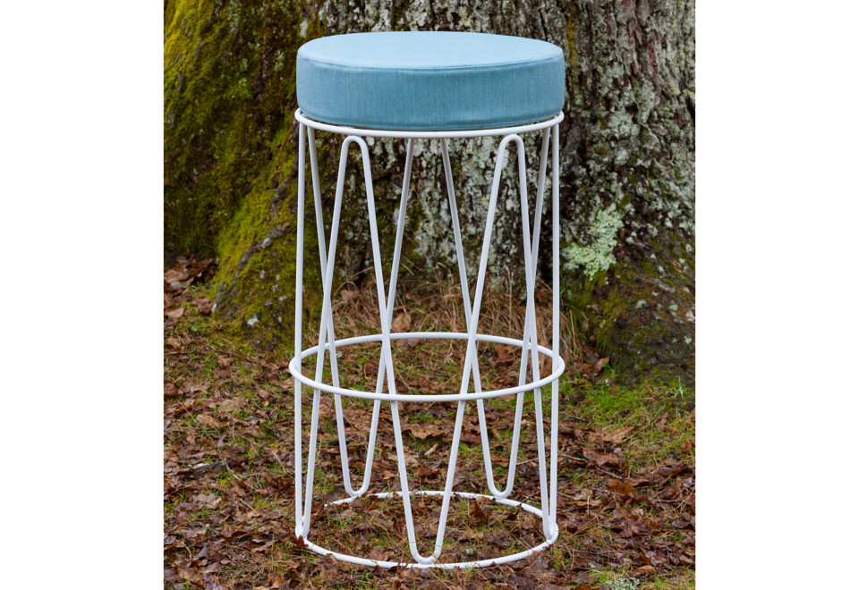 seconda foto LAGARTO Sgabello alto da giardino in acciaio