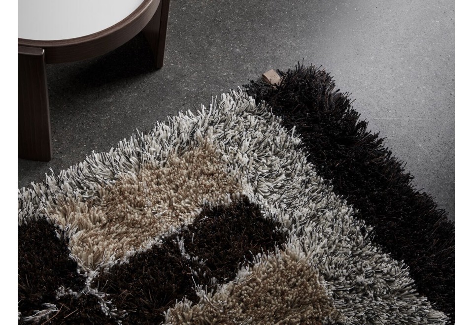 seconda foto BALDERS HAGE Tappeto fatto a mano in lana e lino